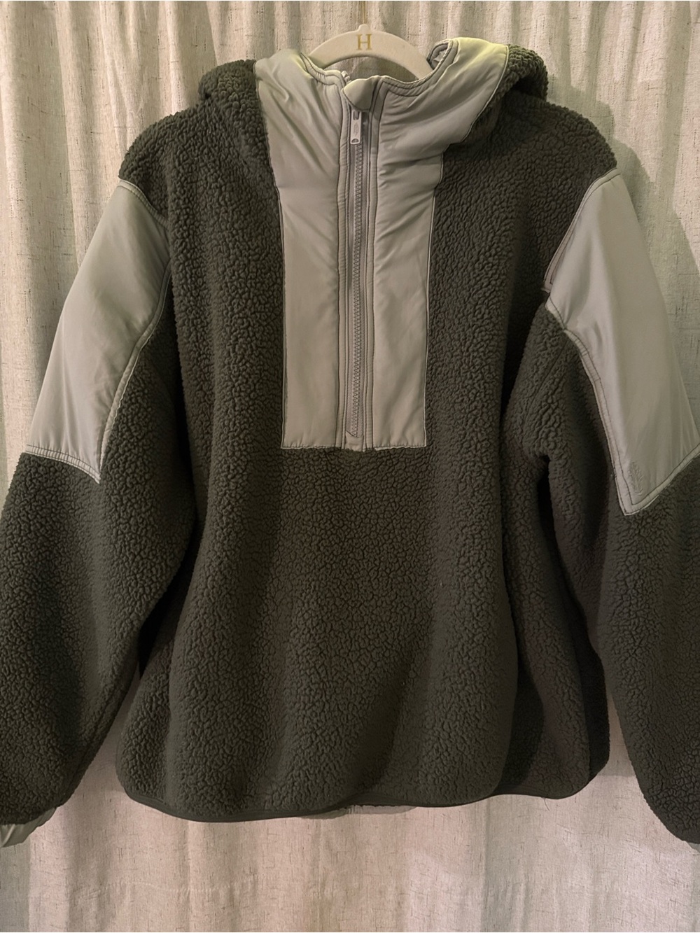 ✨ SALE ✨ FP Movement Lead The Pack Pullover Fleece